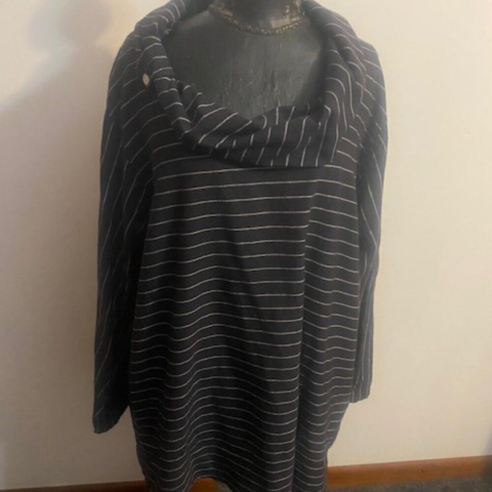tulip Gray/White pinstripe Cotton cowl neck tunic, size XL